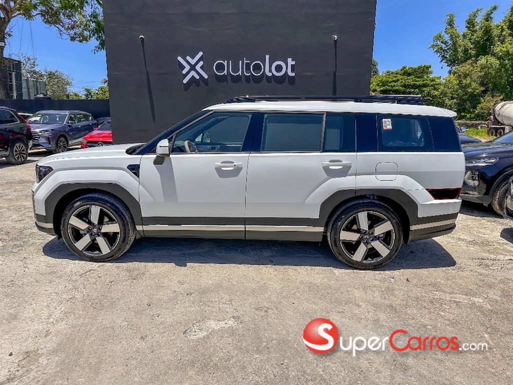 2025 Hyundai Santa Fe — foto 4 / 9