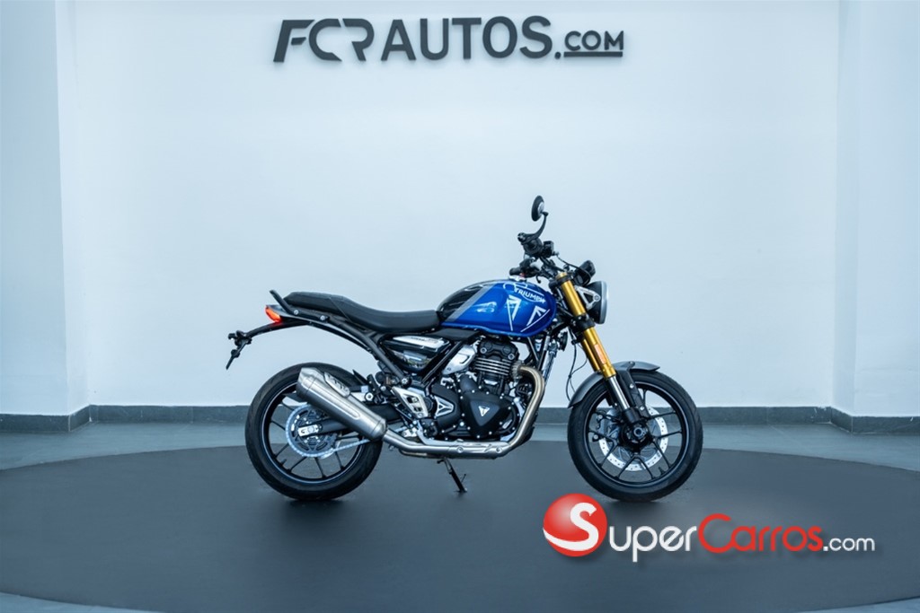 2025 Triumph Motorcycles — foto 2 / 12