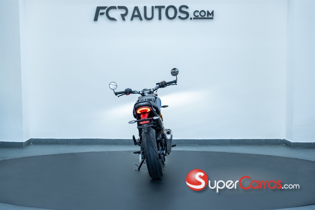 2025 Triumph Motorcycles — foto 5 / 12