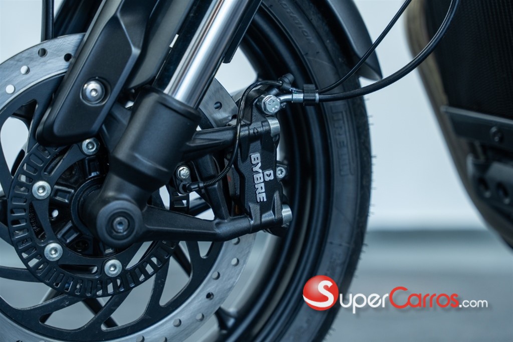 2025 Triumph Motorcycles — foto 11 / 12