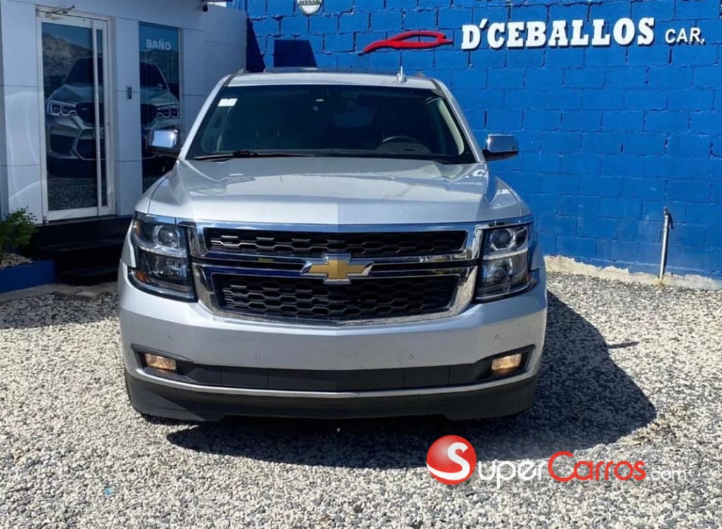 2017 Chevrolet Suburban LT — foto 2 / 10