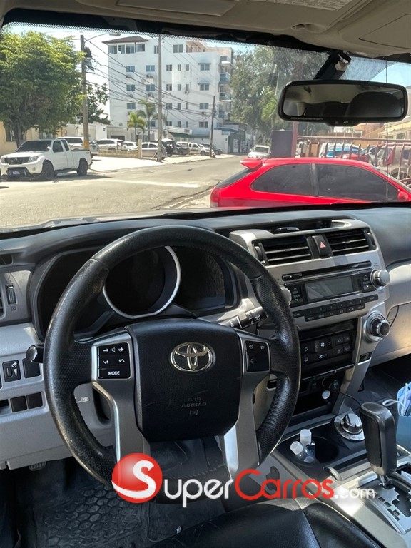 2012 Toyota 4 Runner Limited — foto 6 / 12