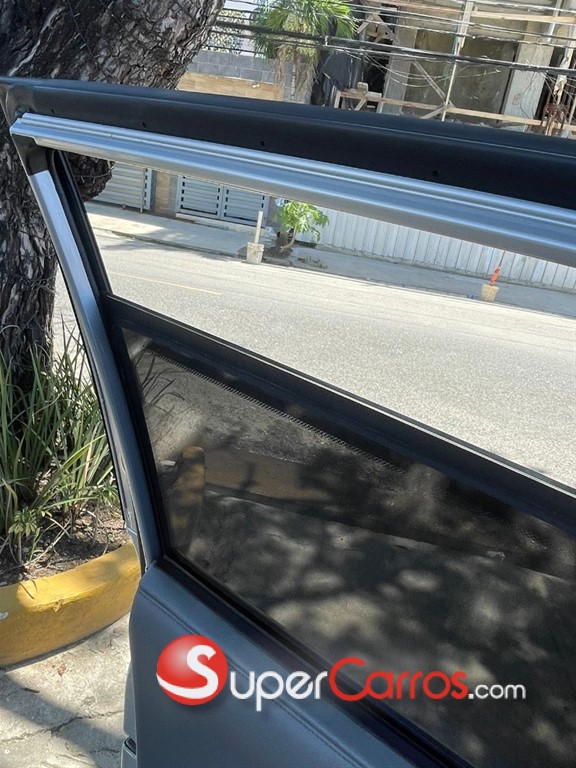 2012 Toyota 4 Runner Limited — foto 7 / 12