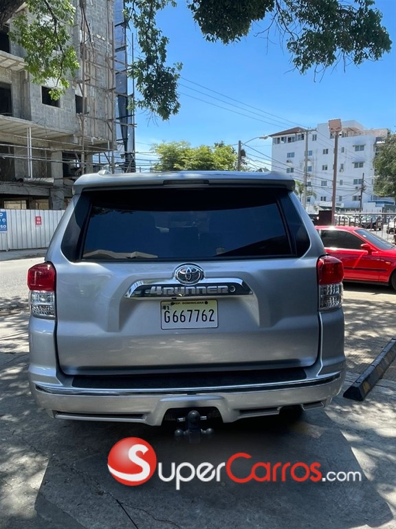 2012 Toyota 4 Runner Limited — foto 12 / 12