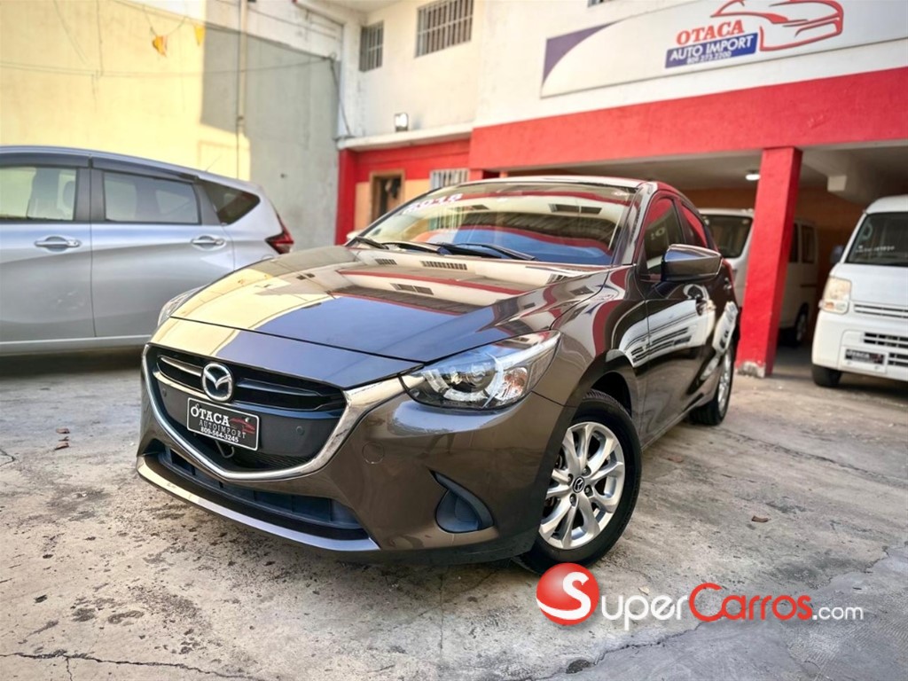 2018 Mazda Demio — foto 2 / 9