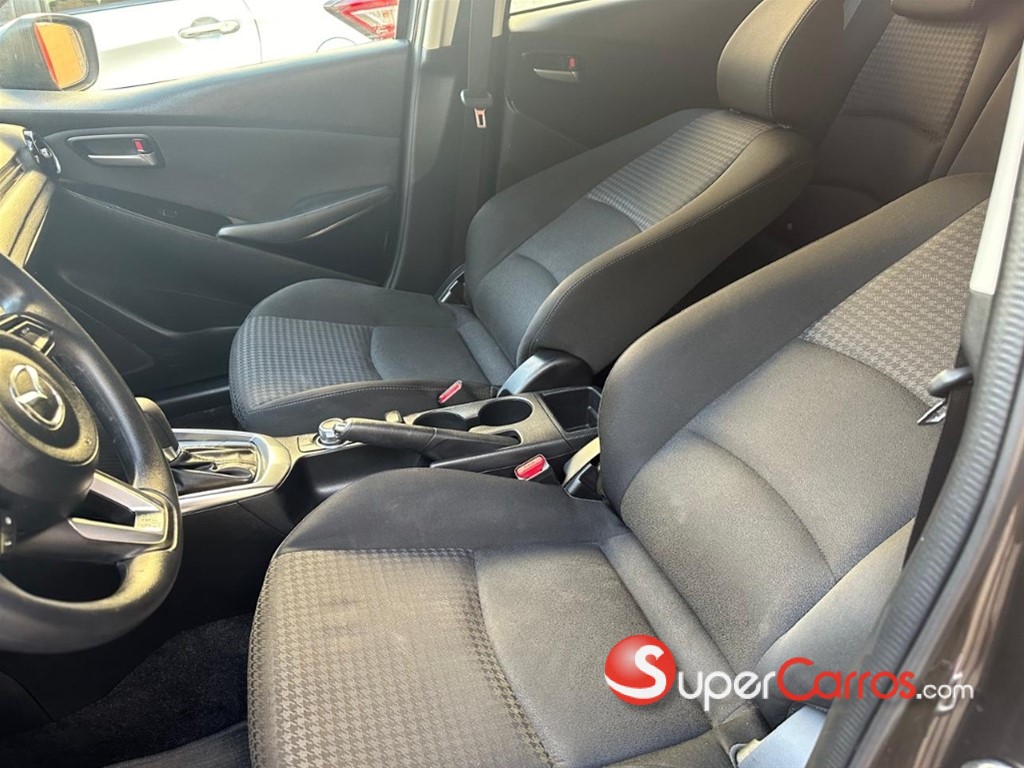2018 Mazda Demio — foto 3 / 9