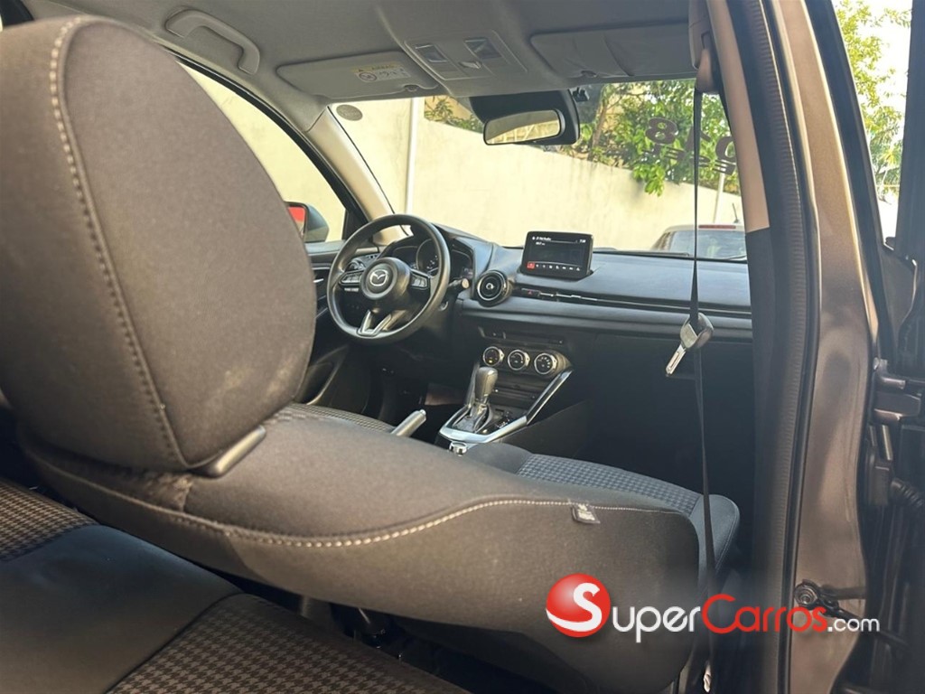 2018 Mazda Demio — foto 8 / 9