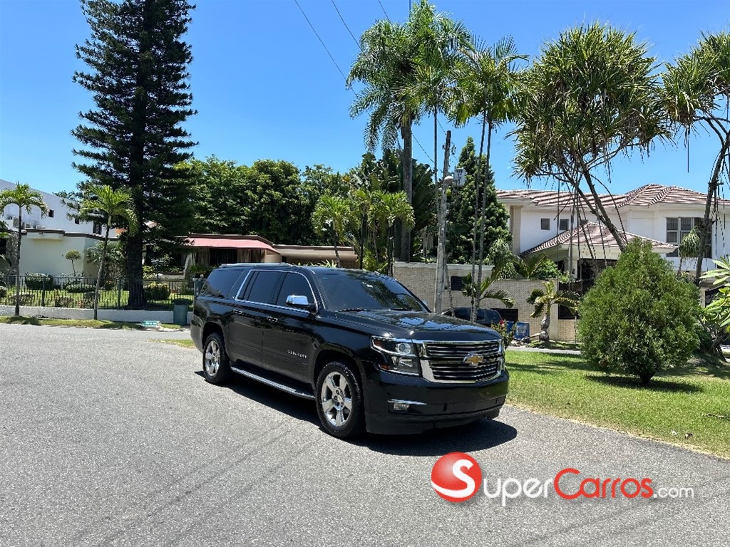 2016 Chevrolet Suburban LTZ — foto 2 / 10