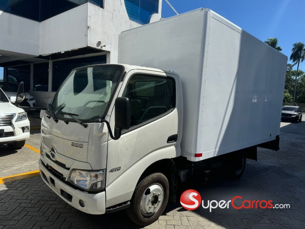 2024 Hino 200 — foto 4 / 7