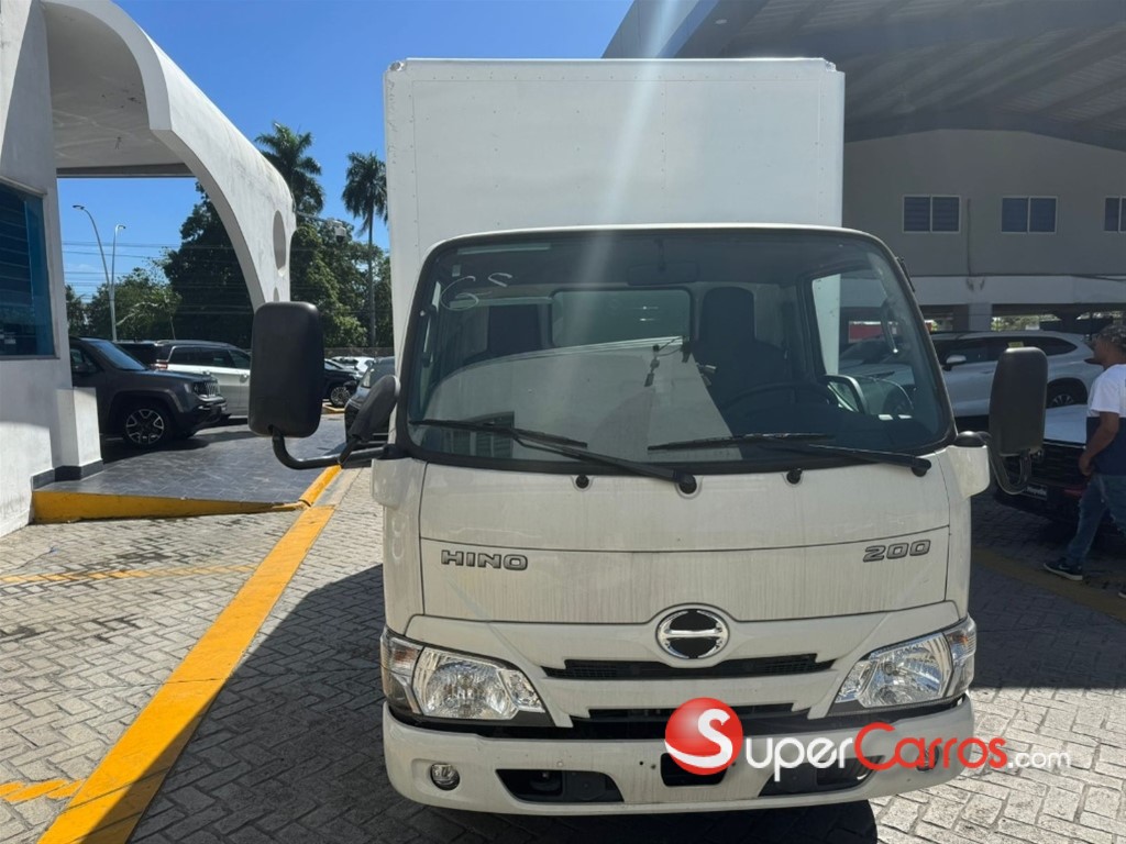 2024 Hino 200 — foto 7 / 7