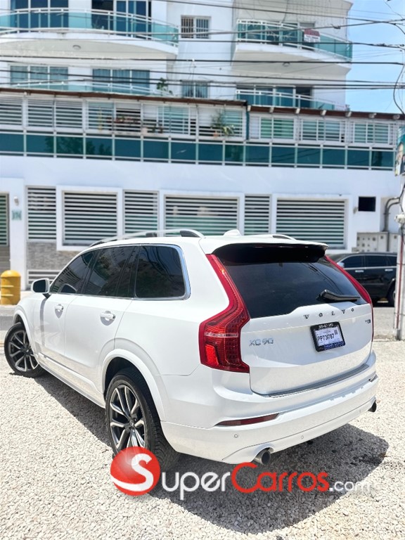 2019 Volvo XC90 Momentum T5 — foto 3 / 11