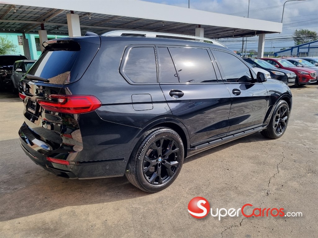 2020 BMW X 7 XDRIVE 40i — foto 5 / 12