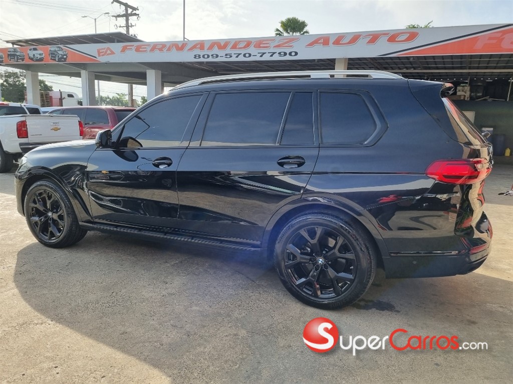 2020 BMW X 7 XDRIVE 40i — foto 7 / 12