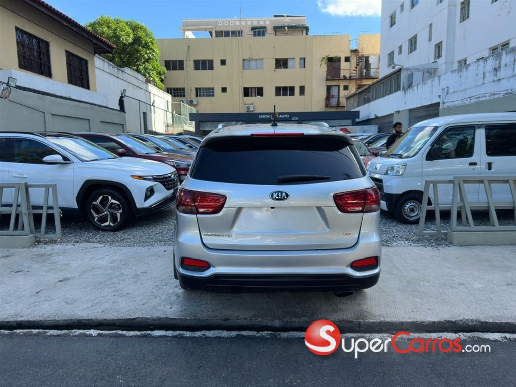 2019 Kia Sorento LX — foto 5 / 9