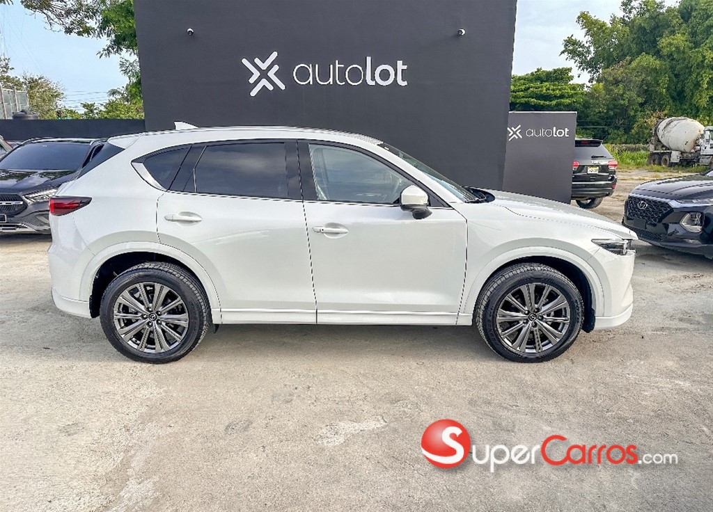 2025 Mazda CX-5 Limited — foto 2 / 11