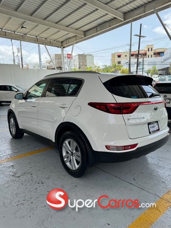 2020 Kia Sportage — foto 7 / 10