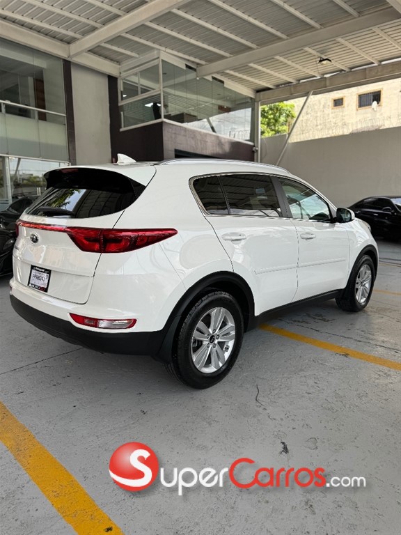 2020 Kia Sportage — foto 8 / 10