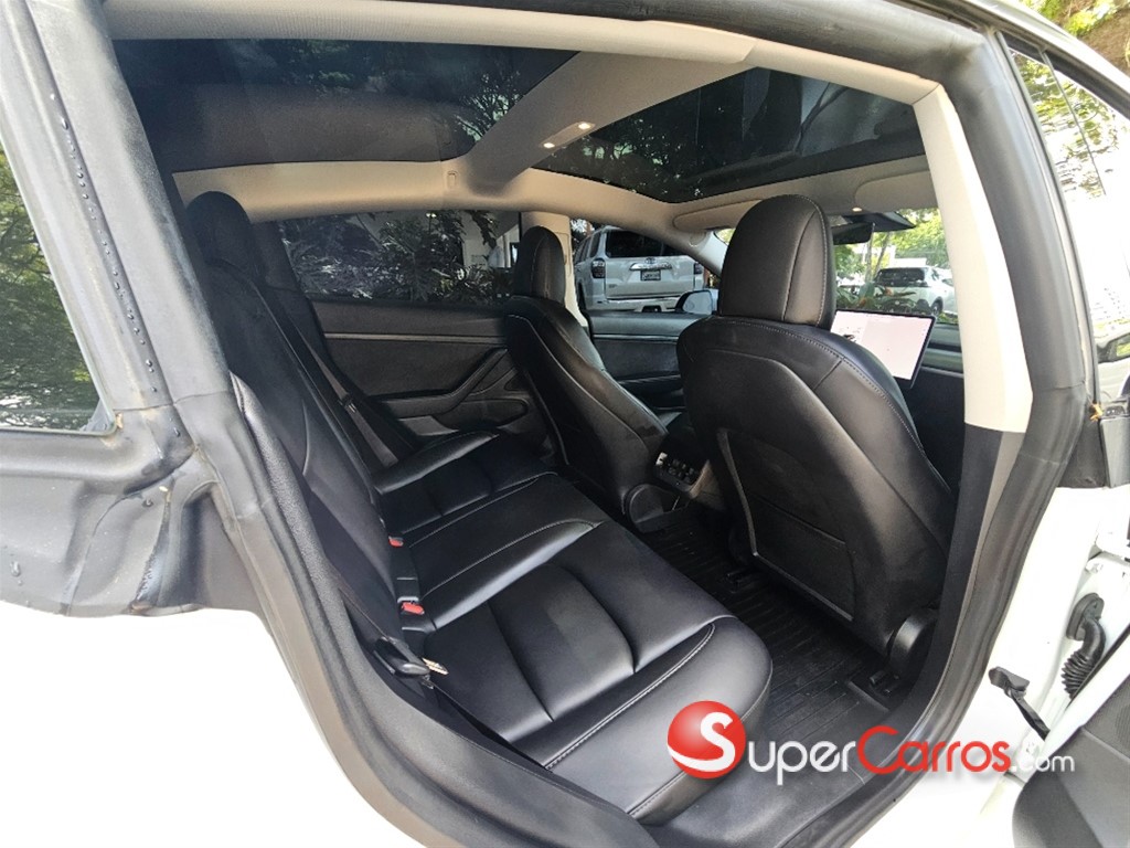 2021 Tesla Model 3 Standard Range Plus — foto 10 / 10