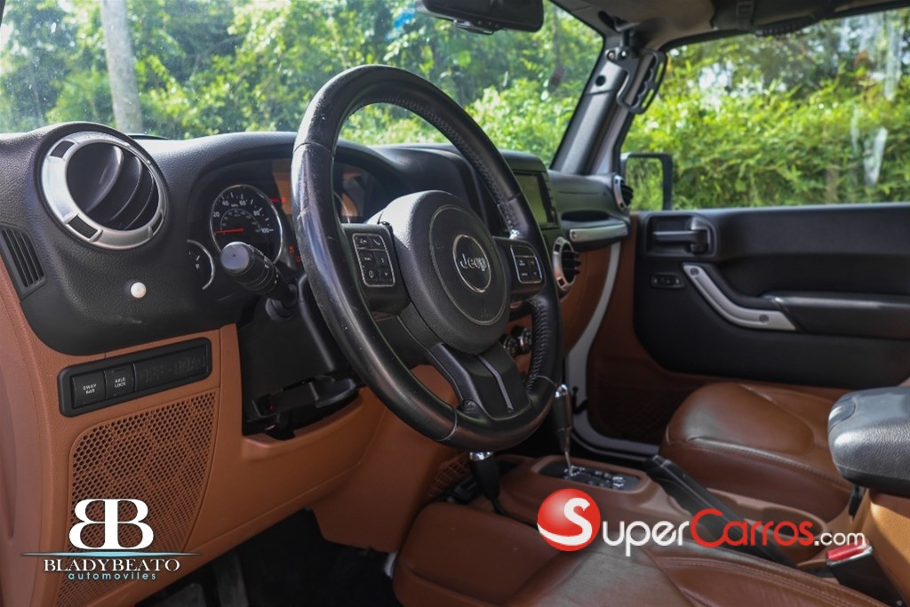 2016 Jeep Wrangler Unlimited Rubicon — foto 2 / 12