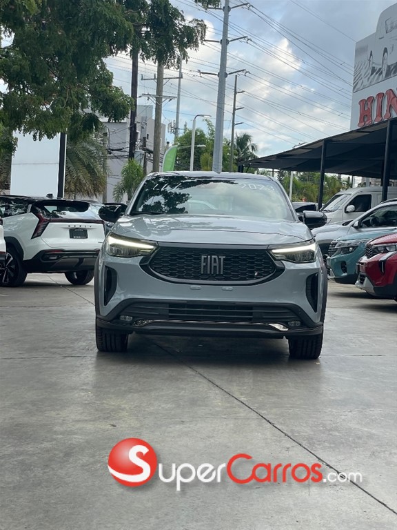2023 Fiat Fastback Limited 270 — foto 2 / 12