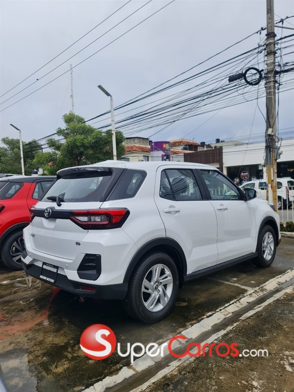 2025 Toyota Raize FULL — foto 3 / 8