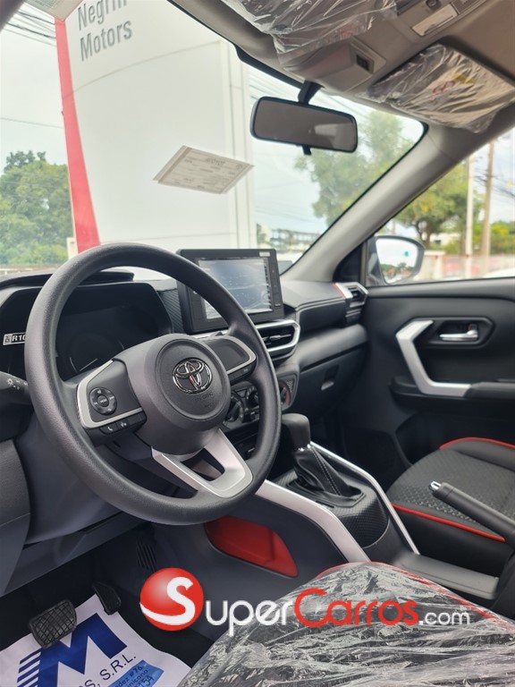 2025 Toyota Raize FULL — foto 4 / 8