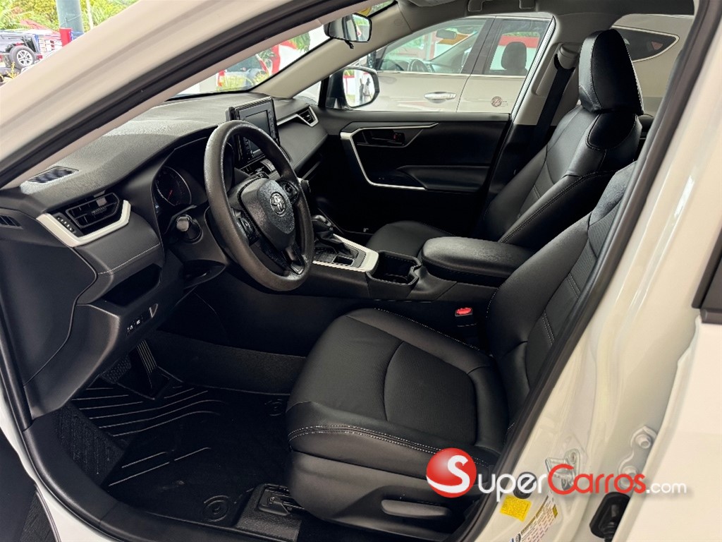 2022 Toyota RAV4 LE — foto 7 / 9