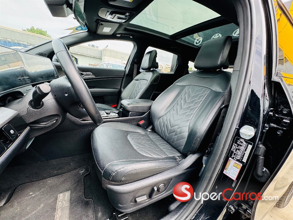 2023 Kia Sportage X-LINE — foto 6 / 12