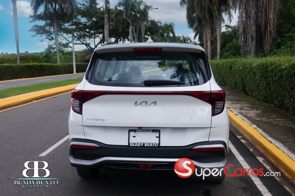 2023 Kia Carens — foto 3 / 11