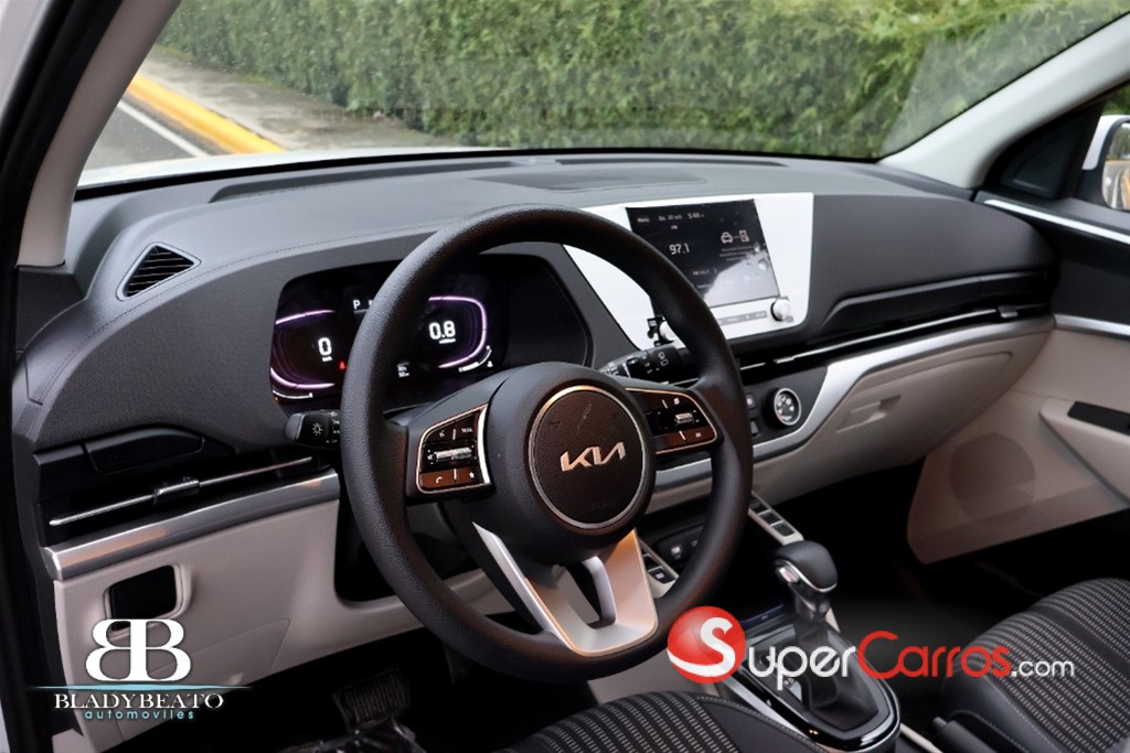 2023 Kia Carens — foto 8 / 11