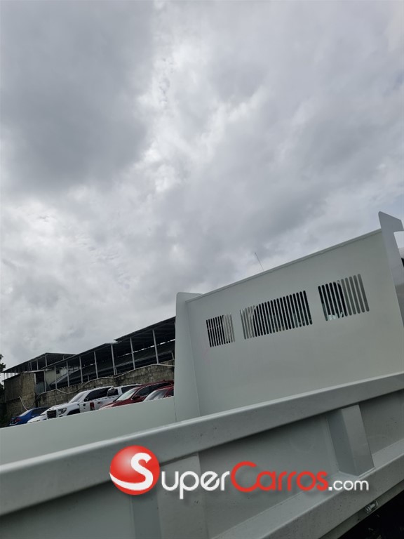 2025 Isuzu Volteo — foto 5 / 6