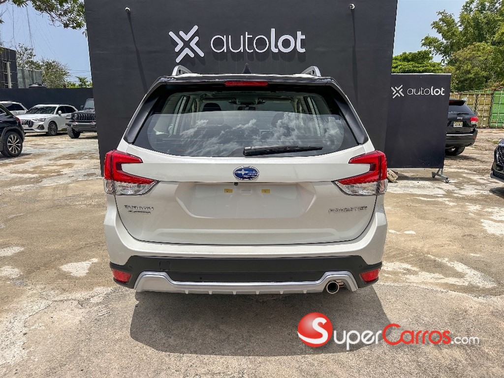 2025 Subaru Forester — foto 4 / 9