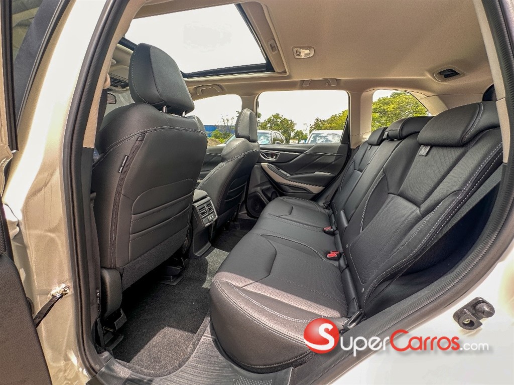 2025 Subaru Forester — foto 6 / 9