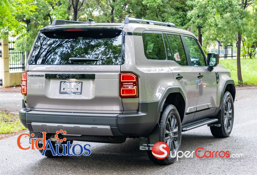 2027 Toyota Land Cruiser Prado Adventure — foto 3 / 12