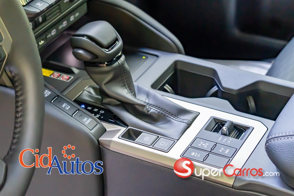 2027 Toyota Land Cruiser Prado Adventure — foto 8 / 12