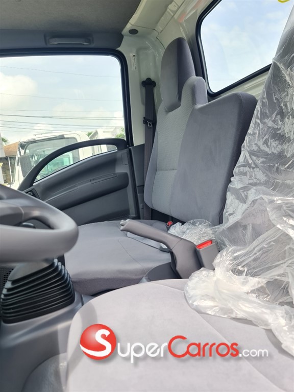 2024 Isuzu NQR 12 Pies — foto 5 / 6