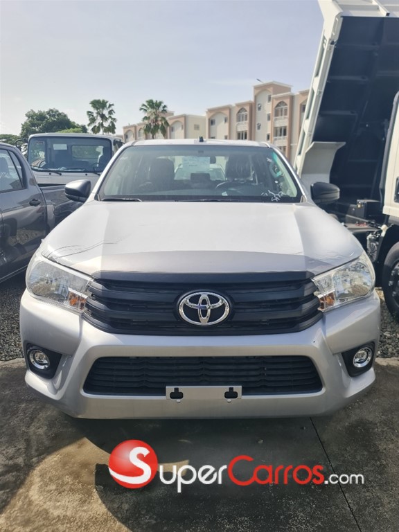 2026 Toyota Hilux — foto 2 / 9