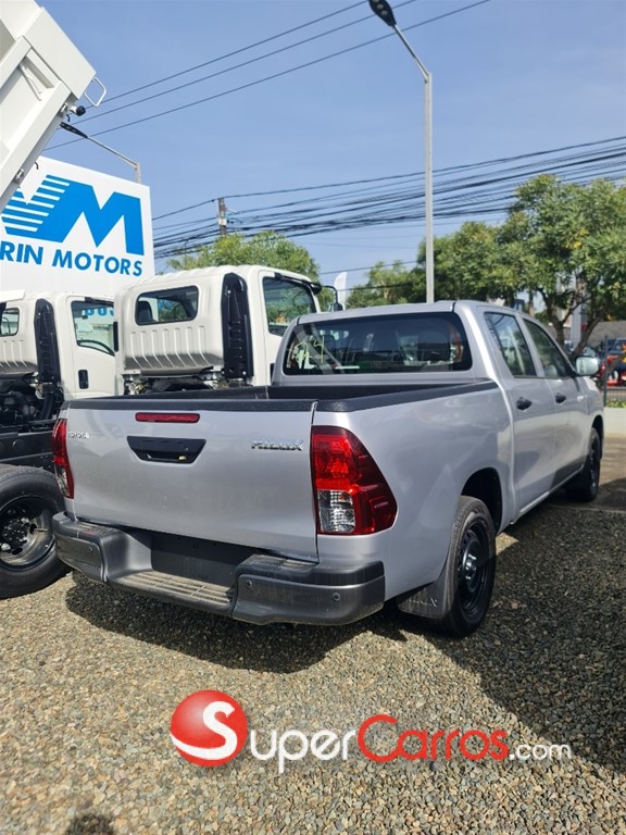 2026 Toyota Hilux — foto 3 / 9
