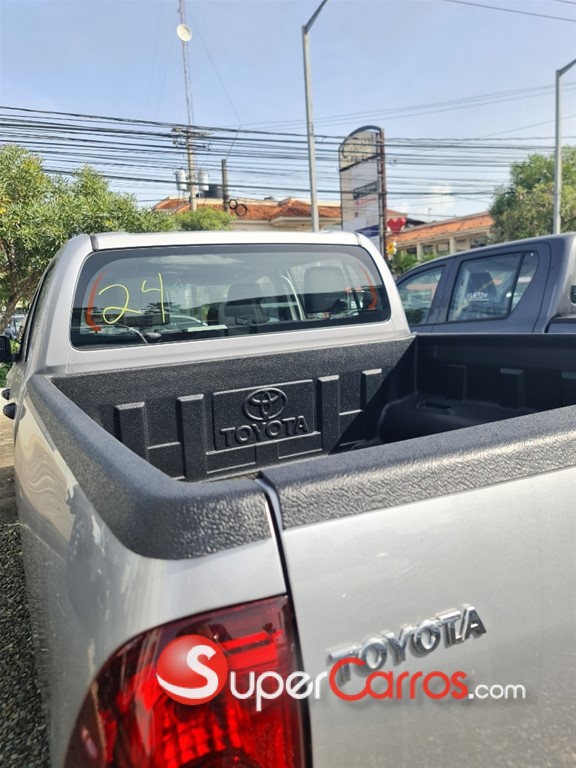 2026 Toyota Hilux — foto 4 / 9