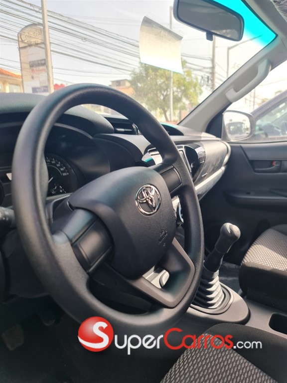2026 Toyota Hilux — foto 5 / 9
