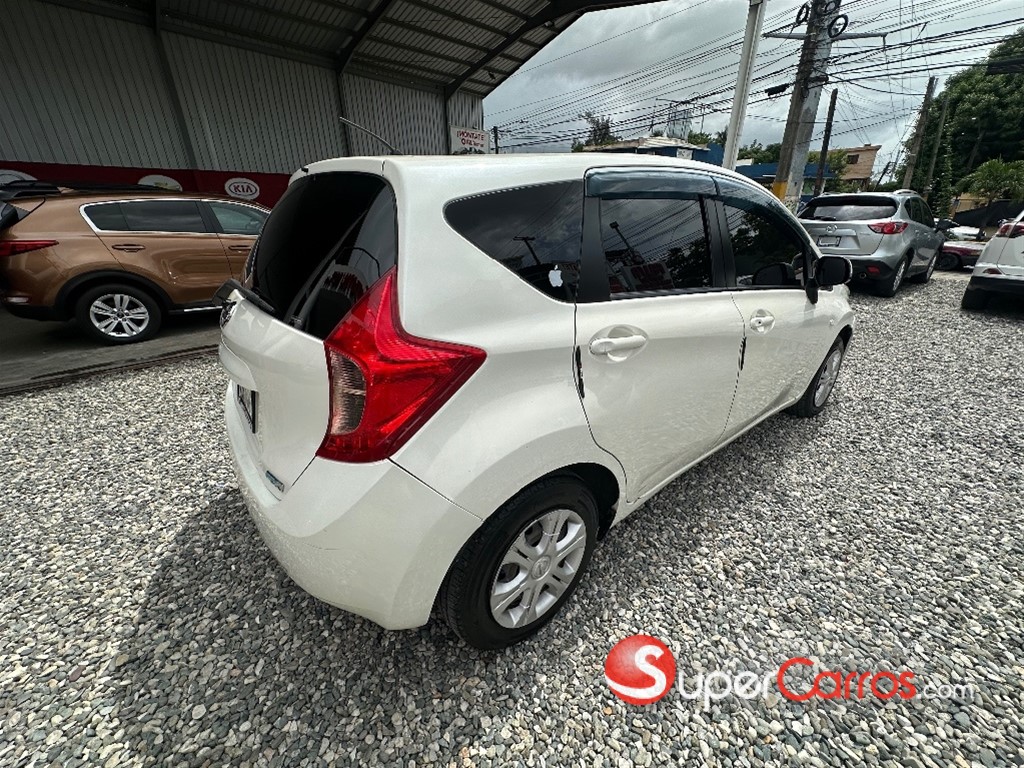 2015 Nissan Note — foto 6 / 12