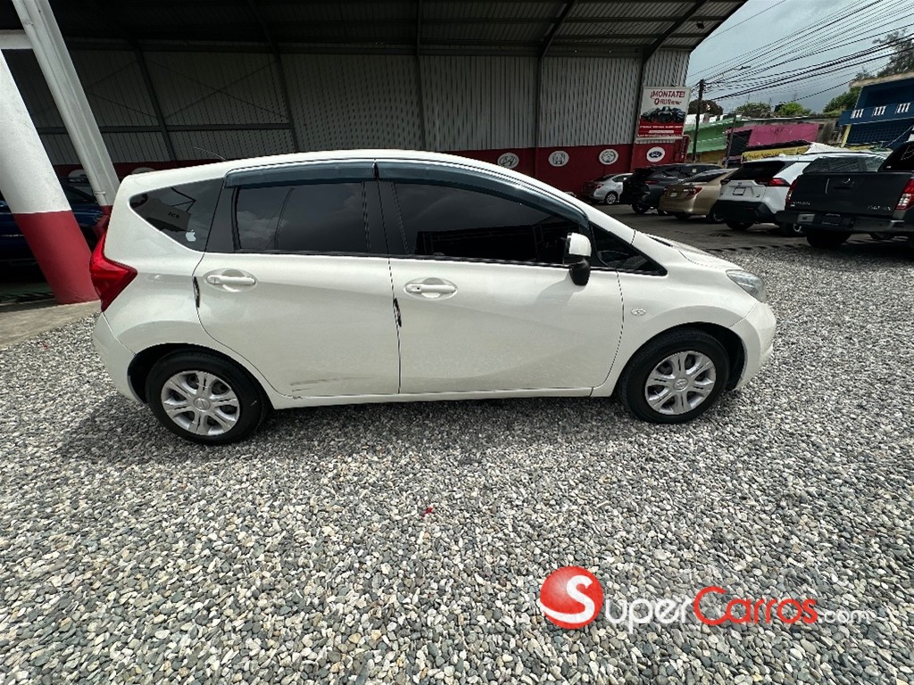 2015 Nissan Note — foto 12 / 12