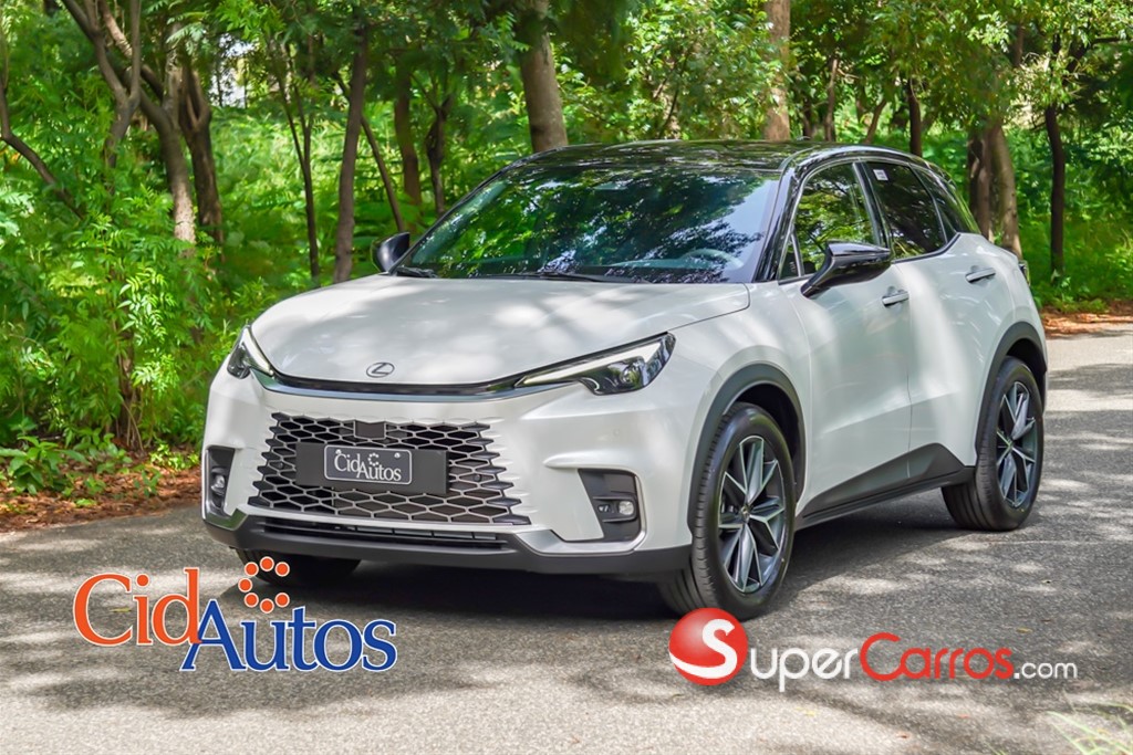 2026 Lexus LBX ActiveFull — foto 2 / 12