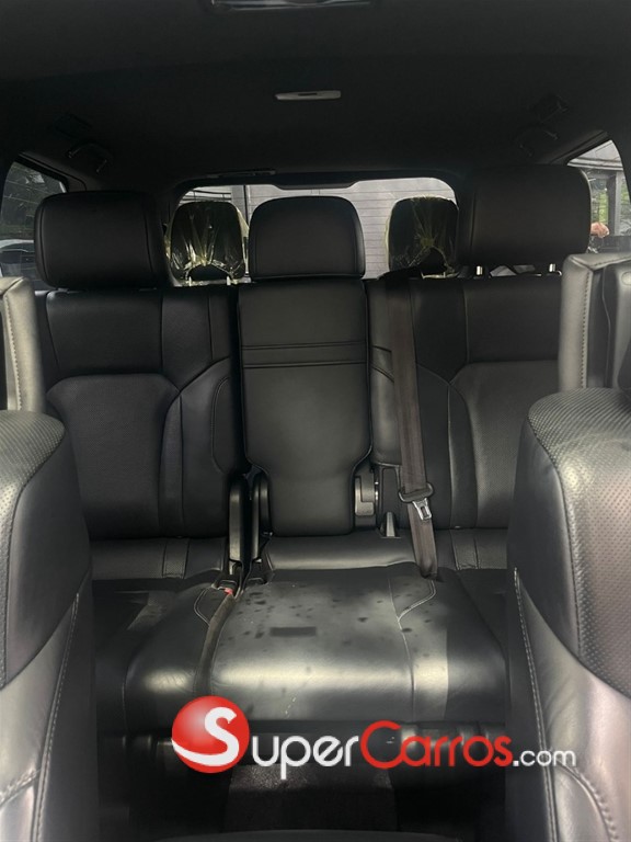 2018 Lexus LX 570 — foto 5 / 10