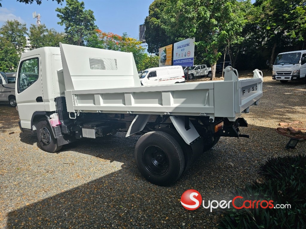 2026 Mitsubishi Motors Fuso Canter — foto 2 / 10