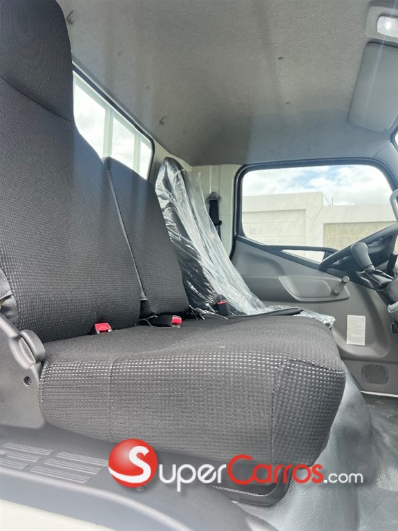 2026 Mitsubishi Motors Canter Cama 14 Pies — foto 7 / 11