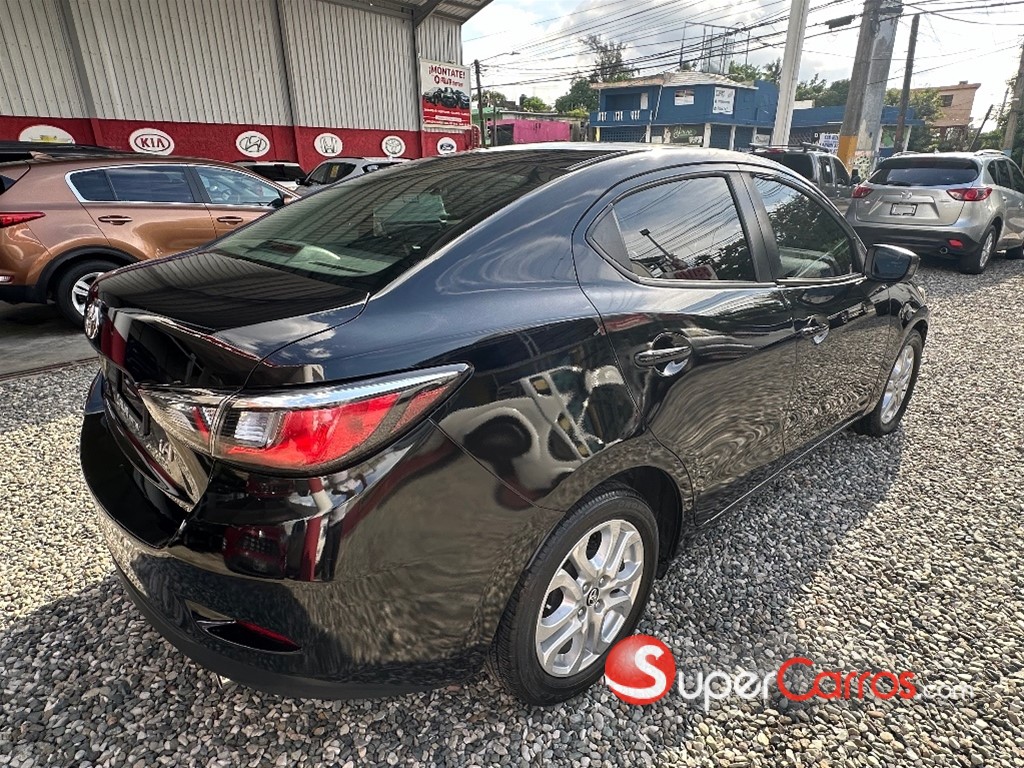 2018 Toyota Yaris SE — foto 6 / 12