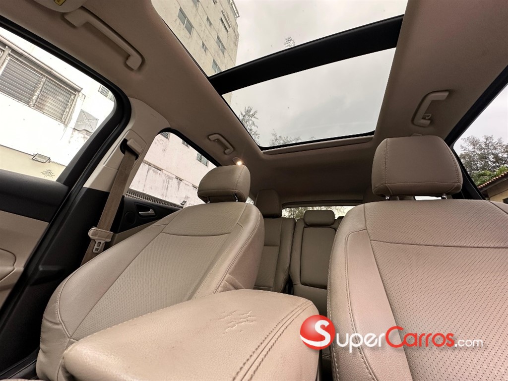 2017 Ford Escape Limited — foto 10 / 10