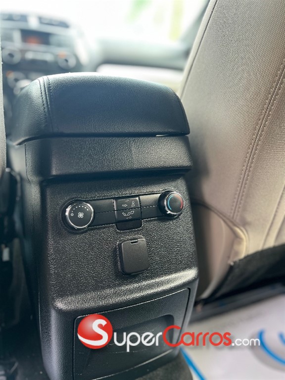 2018 Ford Explorer XLT ECOBOOST — foto 11 / 12
