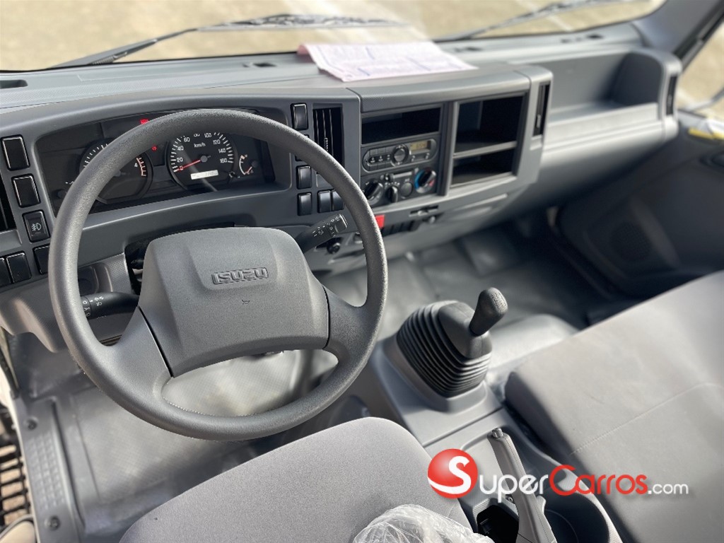 2027 Isuzu NPR 14 pies — foto 7 / 8
